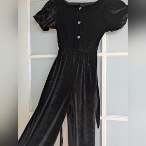 Zara Girls Black Velvet Jumpsuit w/ Puff Sleeves & Heart Buttons- Size 7